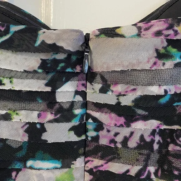 Women’s Strapless Formal Dress - Picture 6 of 8